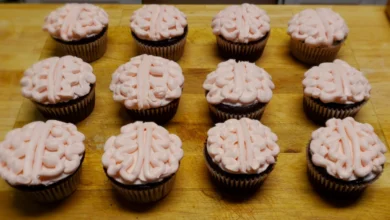 Zombie Brain Cupcakes1